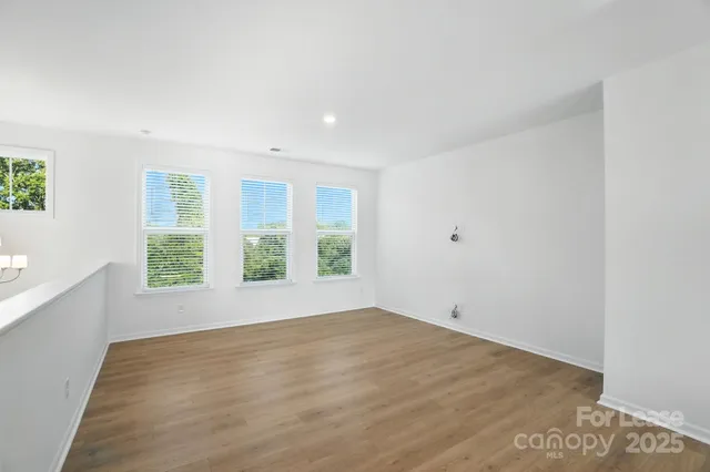 $2,350 | 5033 Westmead Lane, Charlotte, NC 28262