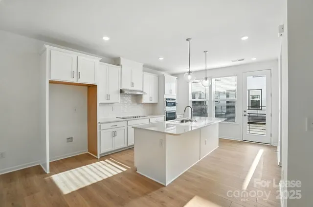 $2,350 | 5033 Westmead Lane, Charlotte, NC 28262