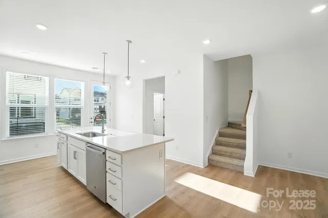 $2,350 | 5033 Westmead Lane, Charlotte, NC 28262