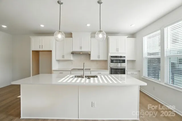 $2,350 | 5033 Westmead Lane, Charlotte, NC 28262