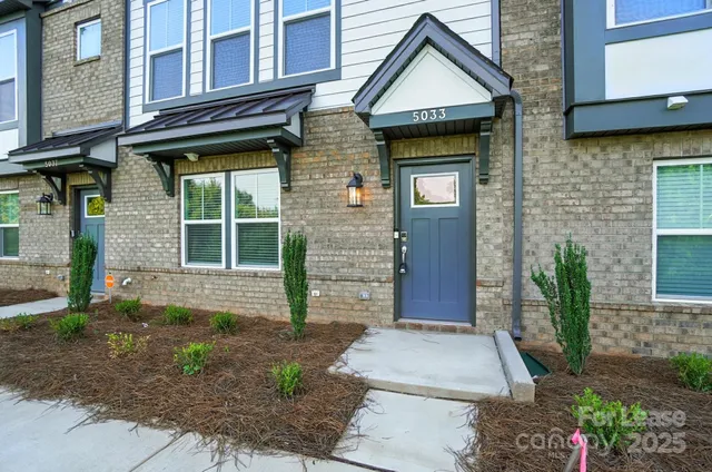 $2,350 | 5033 Westmead Lane, Charlotte, NC 28262
