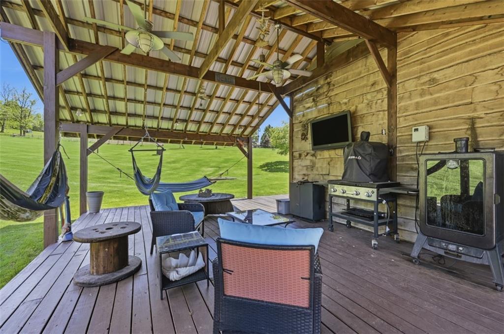 2976 Henderson Road Washington, PA 15301 - Photo 32 of 50 a view of outdoor space with seating space