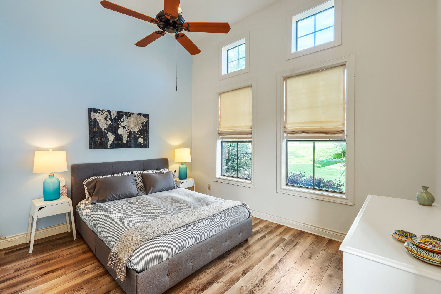 701 Hurst Creek Road Lakeway, TX 78734 - Photo 23 of 37 Casita has been updated to a guest suite/bedroom with high ceilings, a full bathroom, and coffee bar/refreshment area. Could also be a separate office!