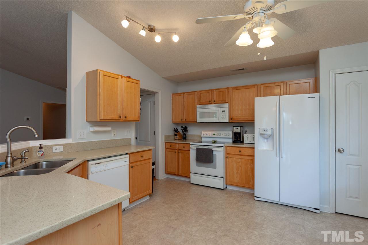 103 Grassy Point Road Apex, NC 27502 - Photo 7 of 25 Gallery Image 7
