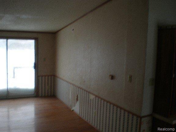 8291 State Road Fort Gratiot, MI 48059 - Photo 4 of 18 P2060019-mfscnv-mfsopt