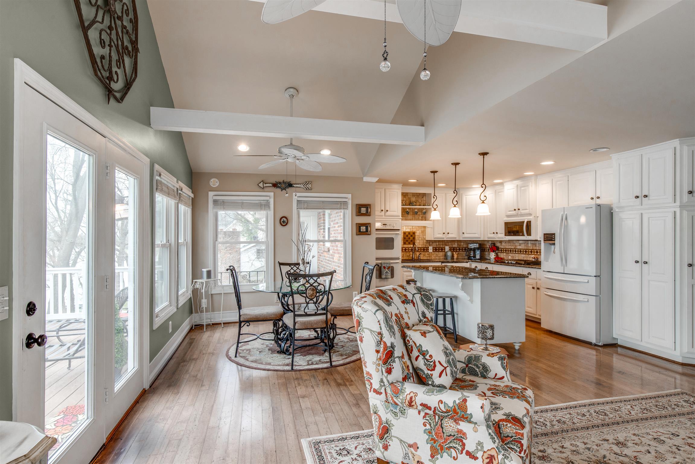 382 Green Harbor Road Old Hickory, TN 37138 - Photo 5 of 30 back inside to the eat in kitchen