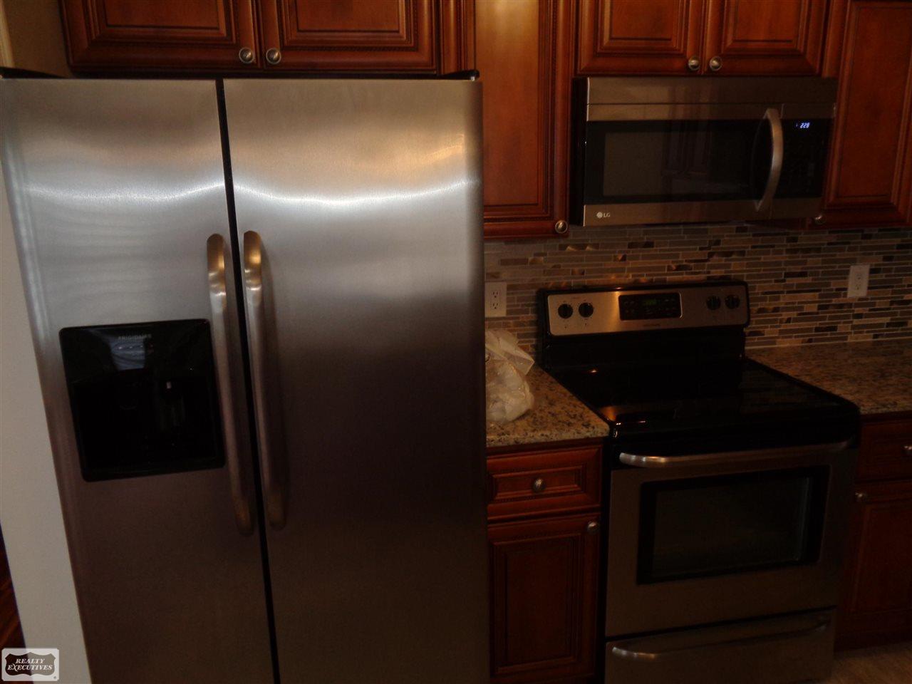 909 Lafayette Court Rochester, MI 48307 - Photo 13 of 44