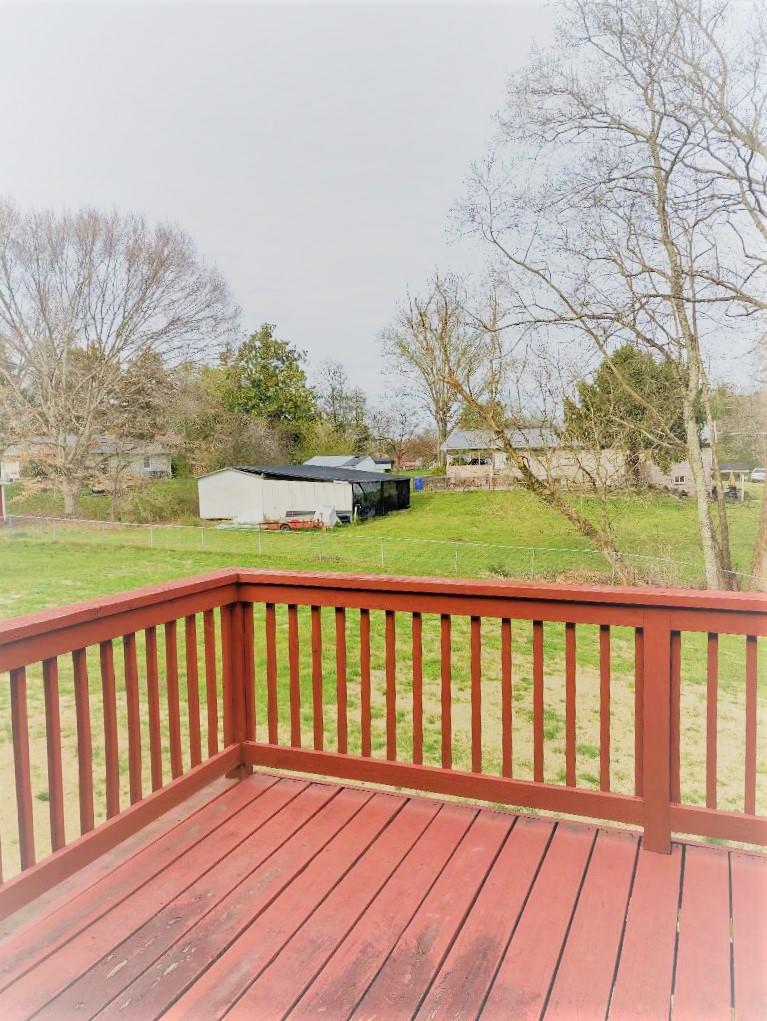 412 Gibbs Ferry Road Clinton, TN 37716 - Photo 23 of 33 412 28 (2)