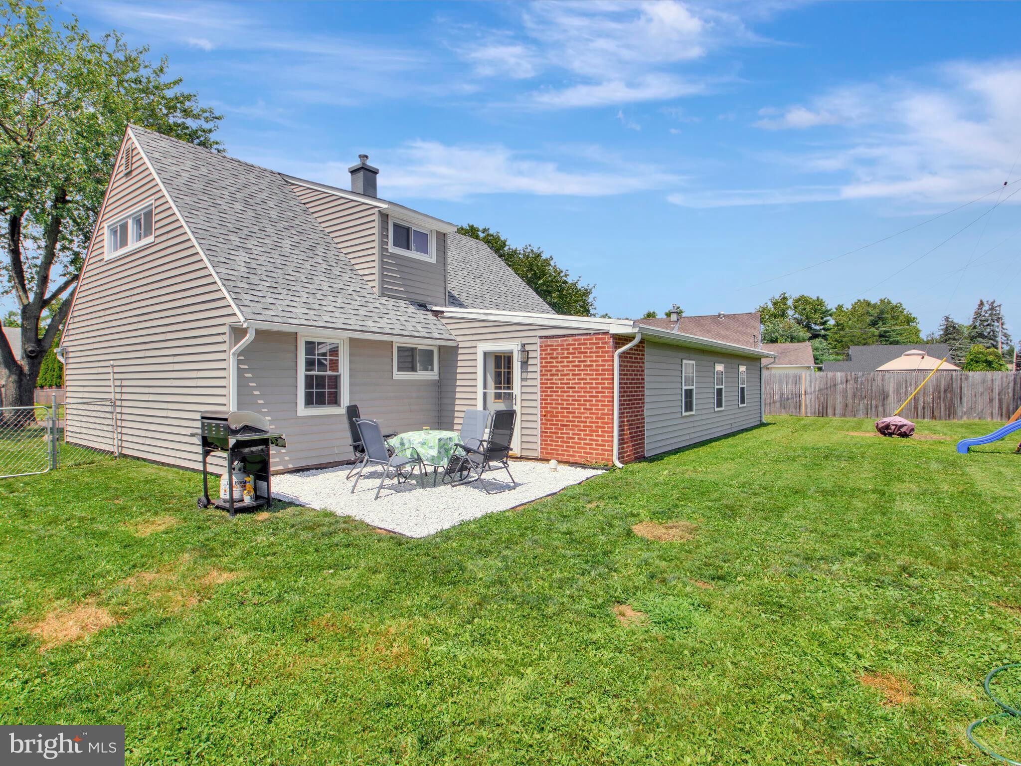 42 Umber Road Levittown, PA 19056 - Photo 18 of 19 Gallery Image 18