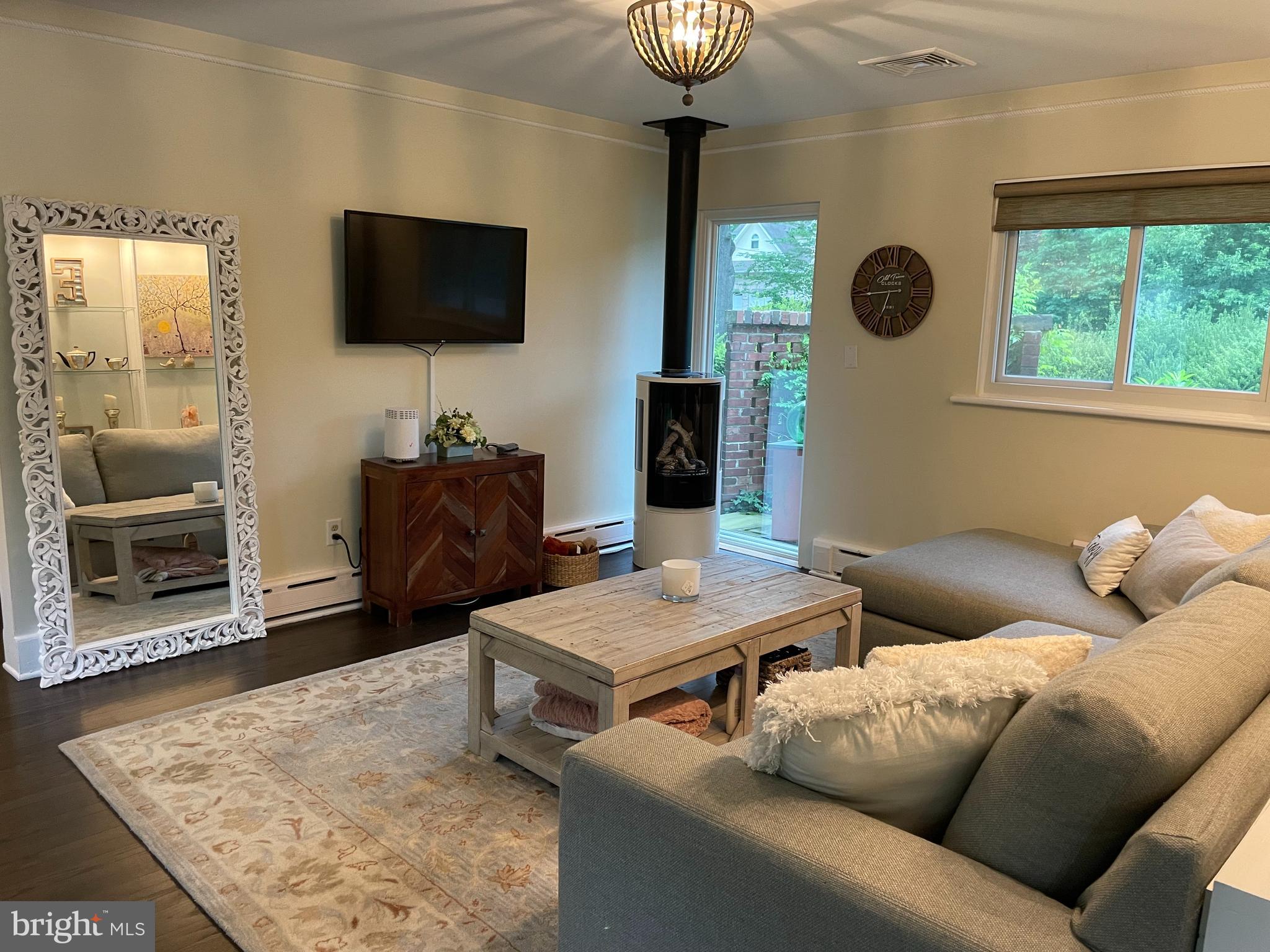 412 Clarksville Road Princeton Junction, NJ 08550 - Photo 6 of 27