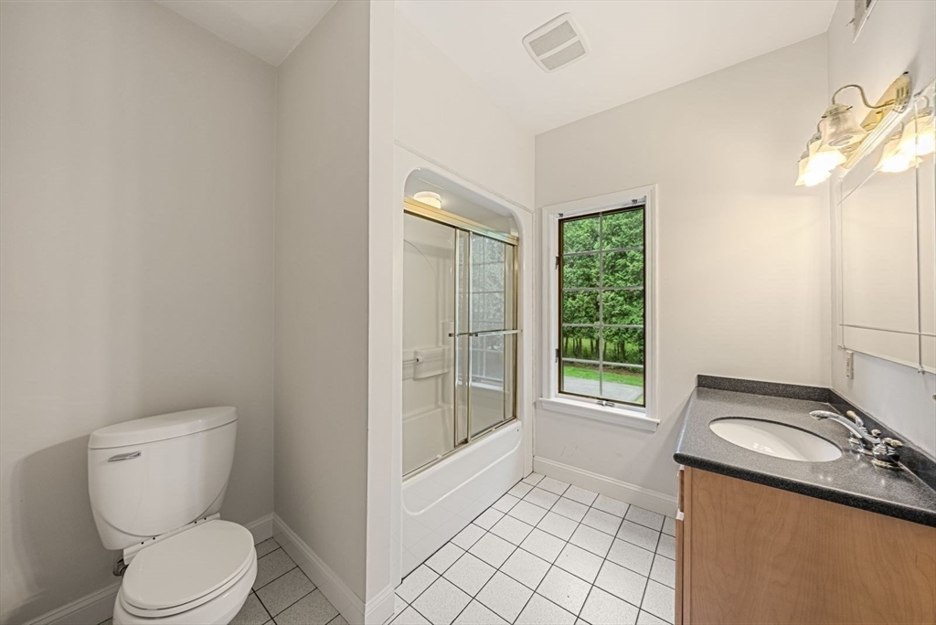 30 Page Road Weston, MA 02493 - Photo 11 of 26