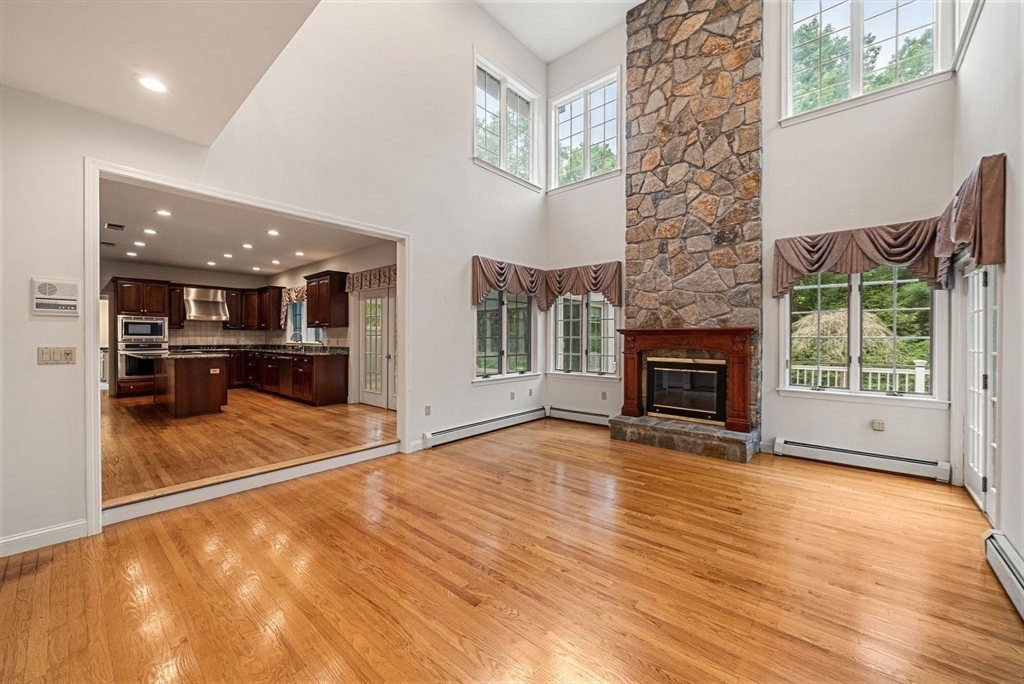 30 Page Road Weston, MA 02493 - Photo 7 of 26