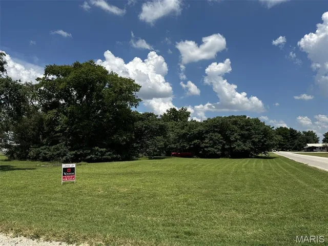 $12,000 | 0 Pfeffer S/d, Bernie, MO 63822