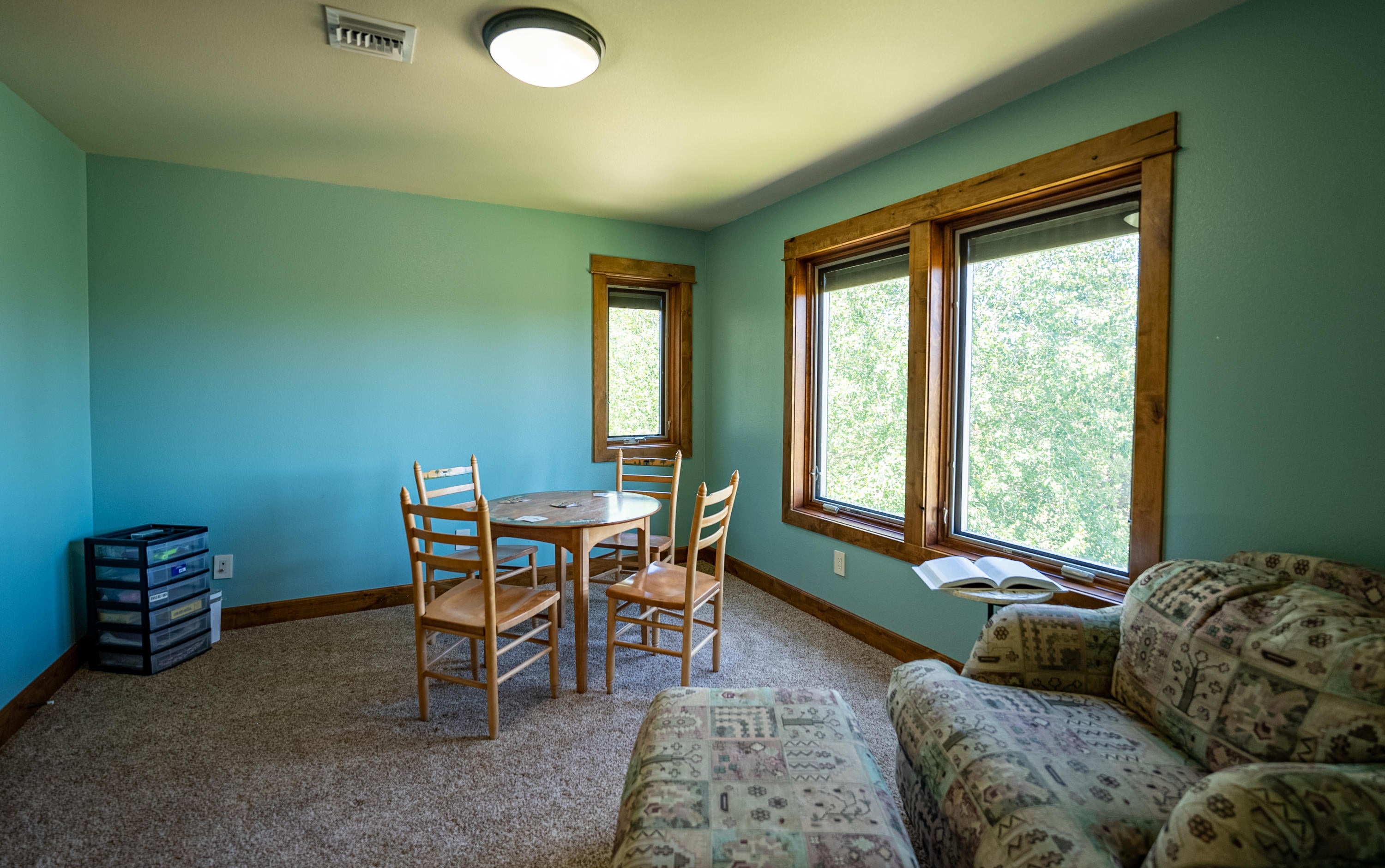 63545 Overtree Road Bend, OR 97701 - Photo 22 of 63 upper guest room with views of side and back yard