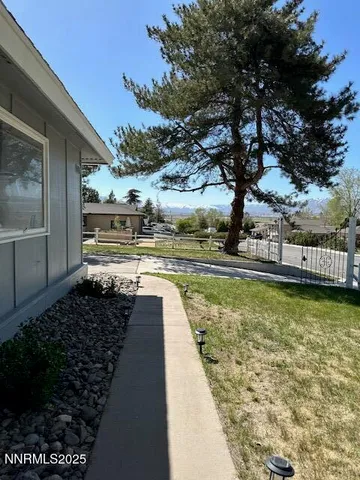 $3,250 | 7050 Pembroke Drive, Reno, NV 89502