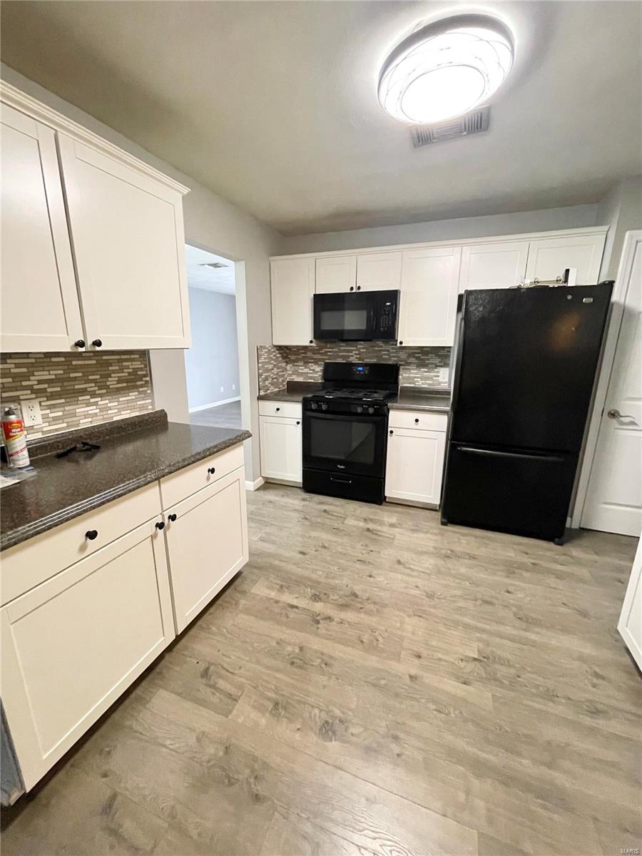 105 Sumter Drive Belleville, IL 62221 - Photo 13 of 24