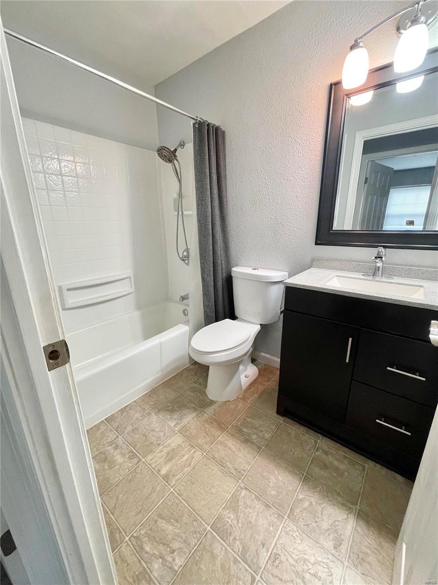 105 Sumter Drive Belleville, IL 62221 - Photo 17 of 24