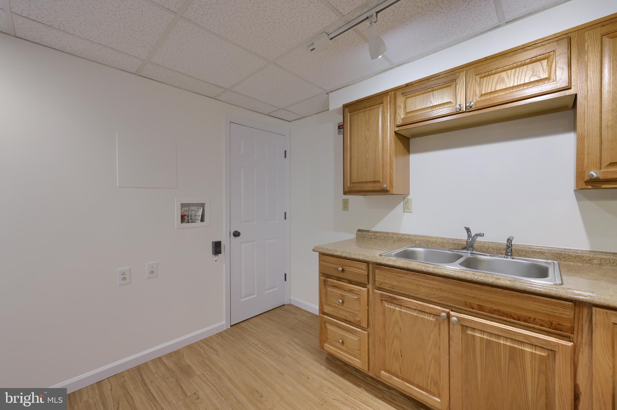 325 North Farm Drive Lititz, PA 17543 - Photo 39 of 54