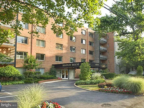 $3,800 | 4800 Chevy Chase Drive, Unit 404, Chevy Chase, MD 20815