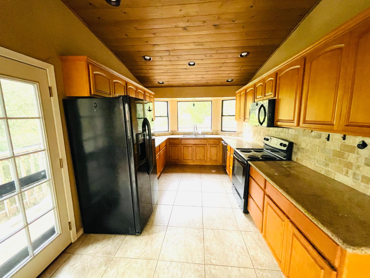 2783 Crystal Springs Road Camino, CA 95709 - Photo 15 of 30