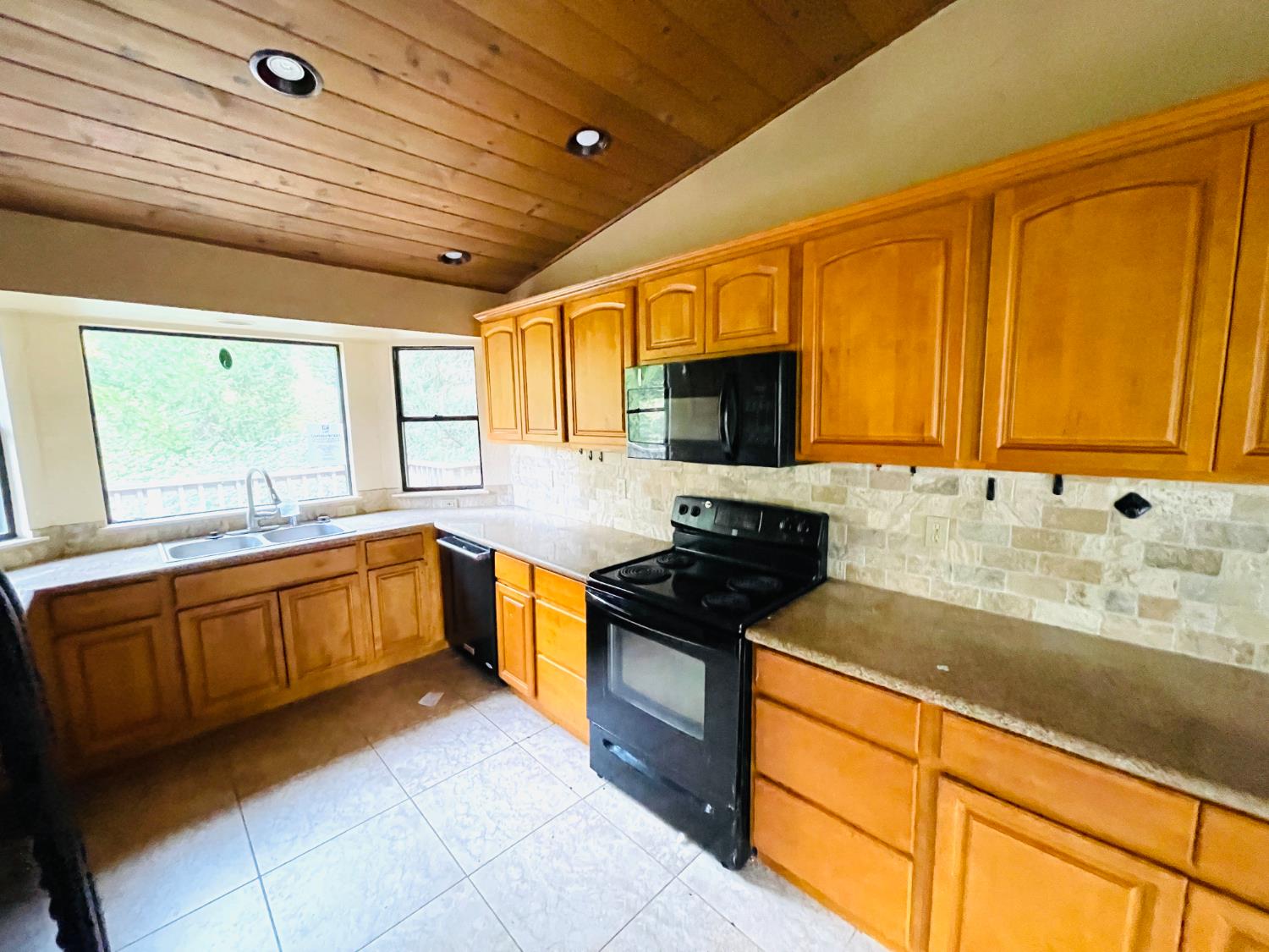 2783 Crystal Springs Road Camino, CA 95709 - Photo 16 of 30