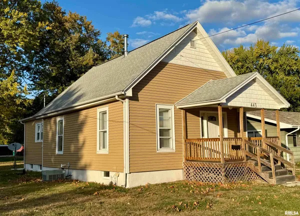 $105,000 | 443 Fifer Street, Galesburg, IL 61401