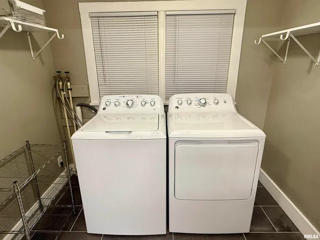 $110,000 | 443 Fifer Street, Galesburg, IL 61401