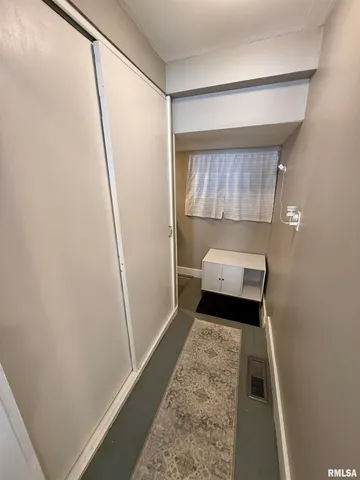 $110,000 | 443 Fifer Street, Galesburg, IL 61401