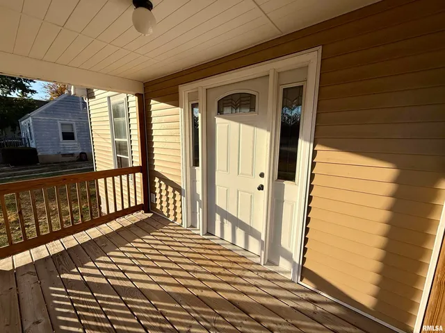 $110,000 | 443 Fifer Street, Galesburg, IL 61401