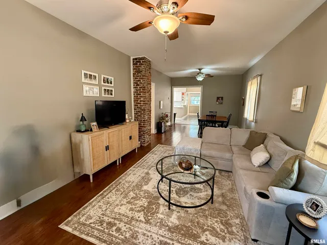 $110,000 | 443 Fifer Street, Galesburg, IL 61401