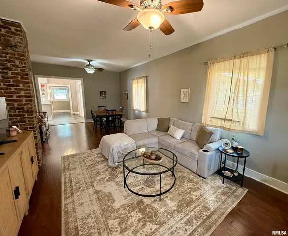 $110,000 | 443 Fifer Street, Galesburg, IL 61401