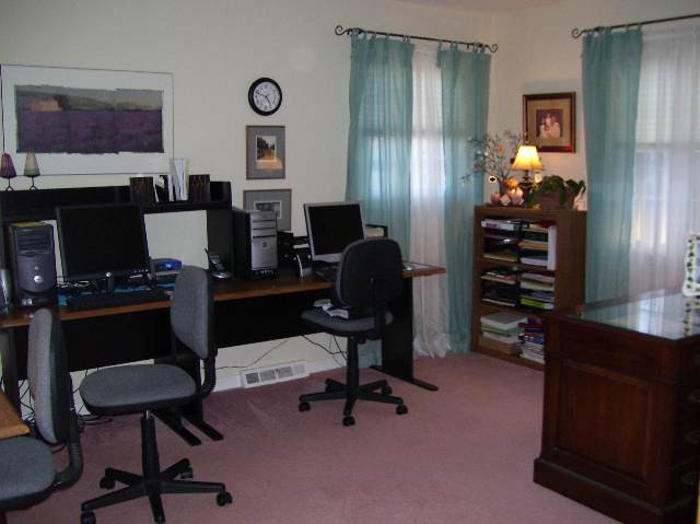 9 Oak Road Bethlehem, NY 12054 - Photo 10 of 11 Photo 10