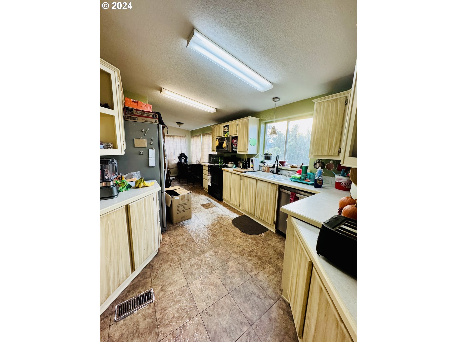 80548 Kik Road Hermiston, OR 97838 - Photo 3 of 23 Gallery Image 3