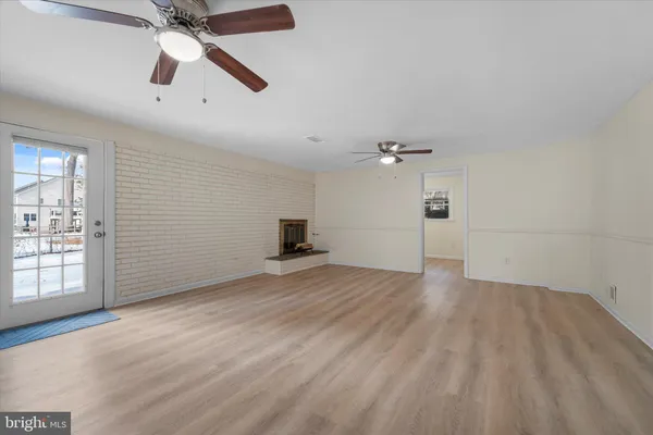 $4,200 | 9012 Vernon View Drive, Alexandria, VA 22308