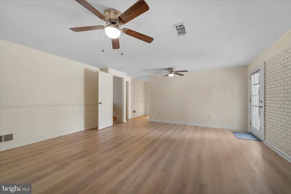$4,200 | 9012 Vernon View Drive, Alexandria, VA 22308