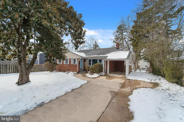 $4,200 | 9012 Vernon View Drive, Alexandria, VA 22308