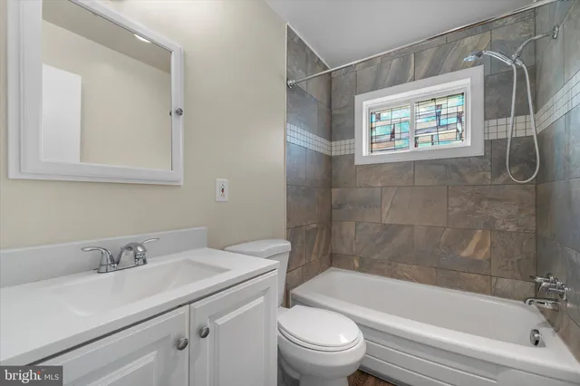 $4,200 | 9012 Vernon View Drive, Alexandria, VA 22308