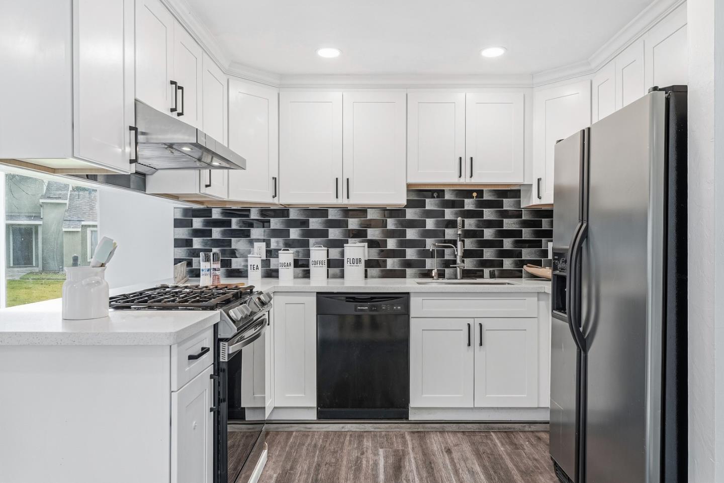 1136 Ribisi Circle San Jose, CA 95131 - Photo 12 of 39