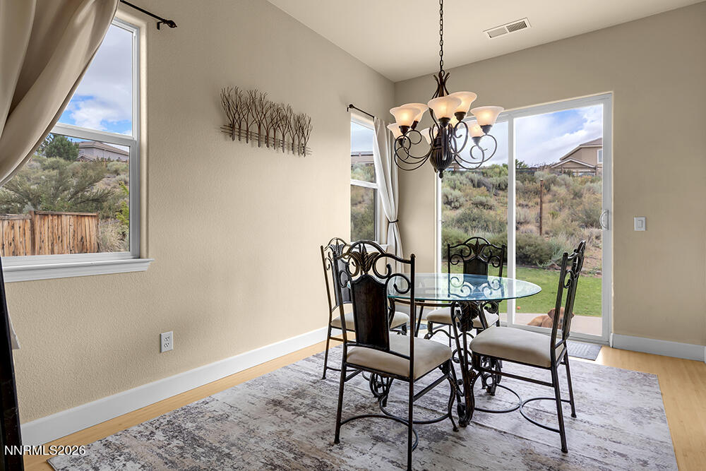 7865 Peavine Trail Court Reno, NV 89523 - Photo 16 of 33 Dining Room2 1000x700