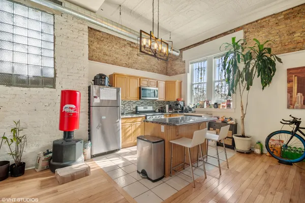 $2,800 | 2048 West Evergreen Avenue, Unit 1, Chicago, IL 60622