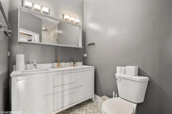 $2,800 | 2048 West Evergreen Avenue, Unit 1, Chicago, IL 60622