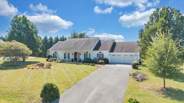 $449,900 | 103 Par 5 Lane, Hardy, VA 24101