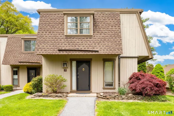 $339,995 | 7 Mallard Drive, Unit 7, Farmington, CT 06001
