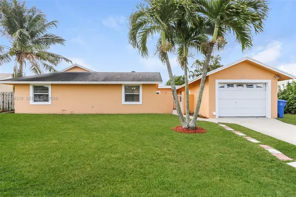 $2,750 | 10404 Oliver Lane, Royal Palm Beach, FL 33411
