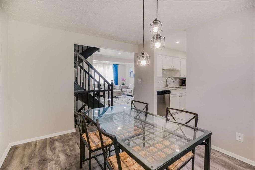 6413 Wedgewood Trace Tucker, GA 30084 - Photo 9 of 30 a view of a livingroom and dining room