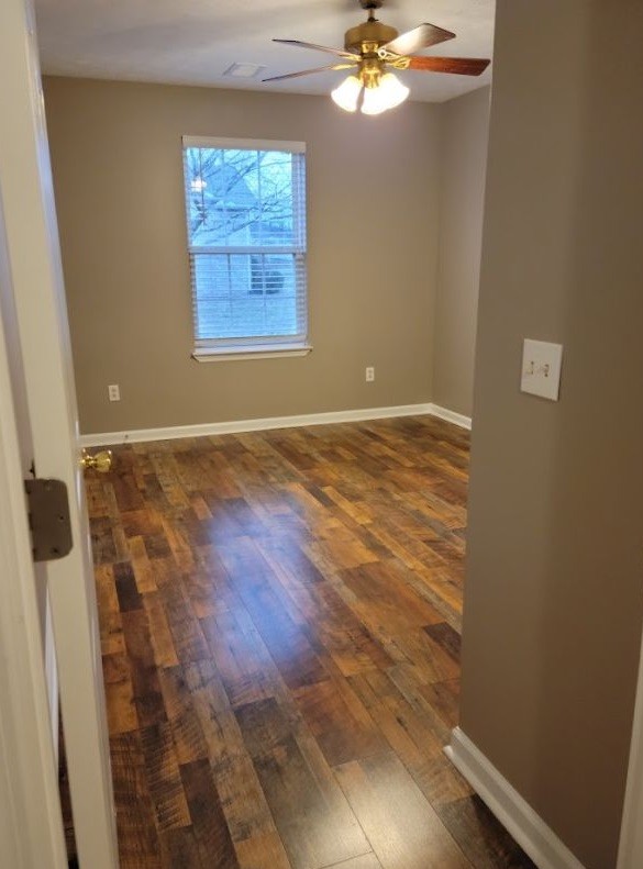 2006 Cody Drive Lebanon, TN 37087 - Photo 14 of 18 a view of an empty room with a chandelier fan