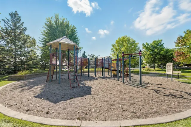 $590,000 | 18624 48th Avenue North, Plymouth, MN 55446