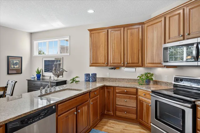 $590,000 | 18624 48th Avenue North, Plymouth, MN 55446