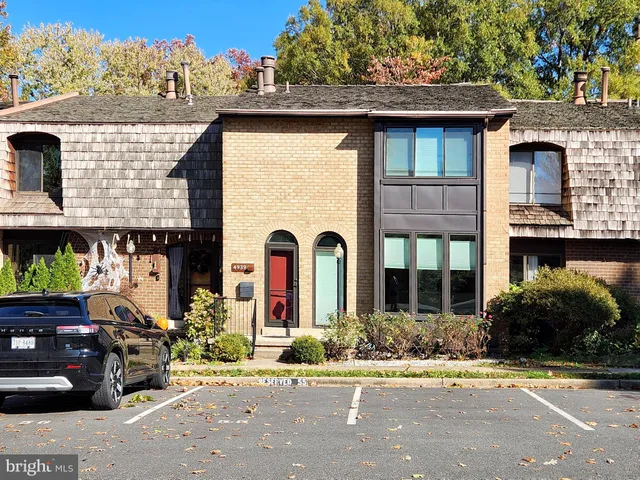 $3,400 | 4939 Oriskany Drive, Annandale, VA 22003