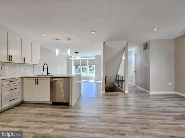 $3,400 | 4939 Oriskany Drive, Annandale, VA 22003